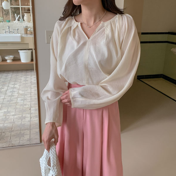 Janey Yeri Yeri Belt Blouse