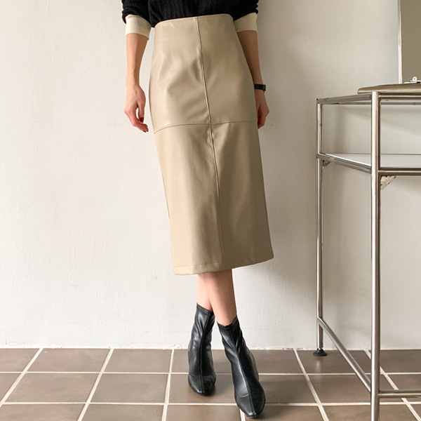 Annies Leather Hline Skirt (SM)