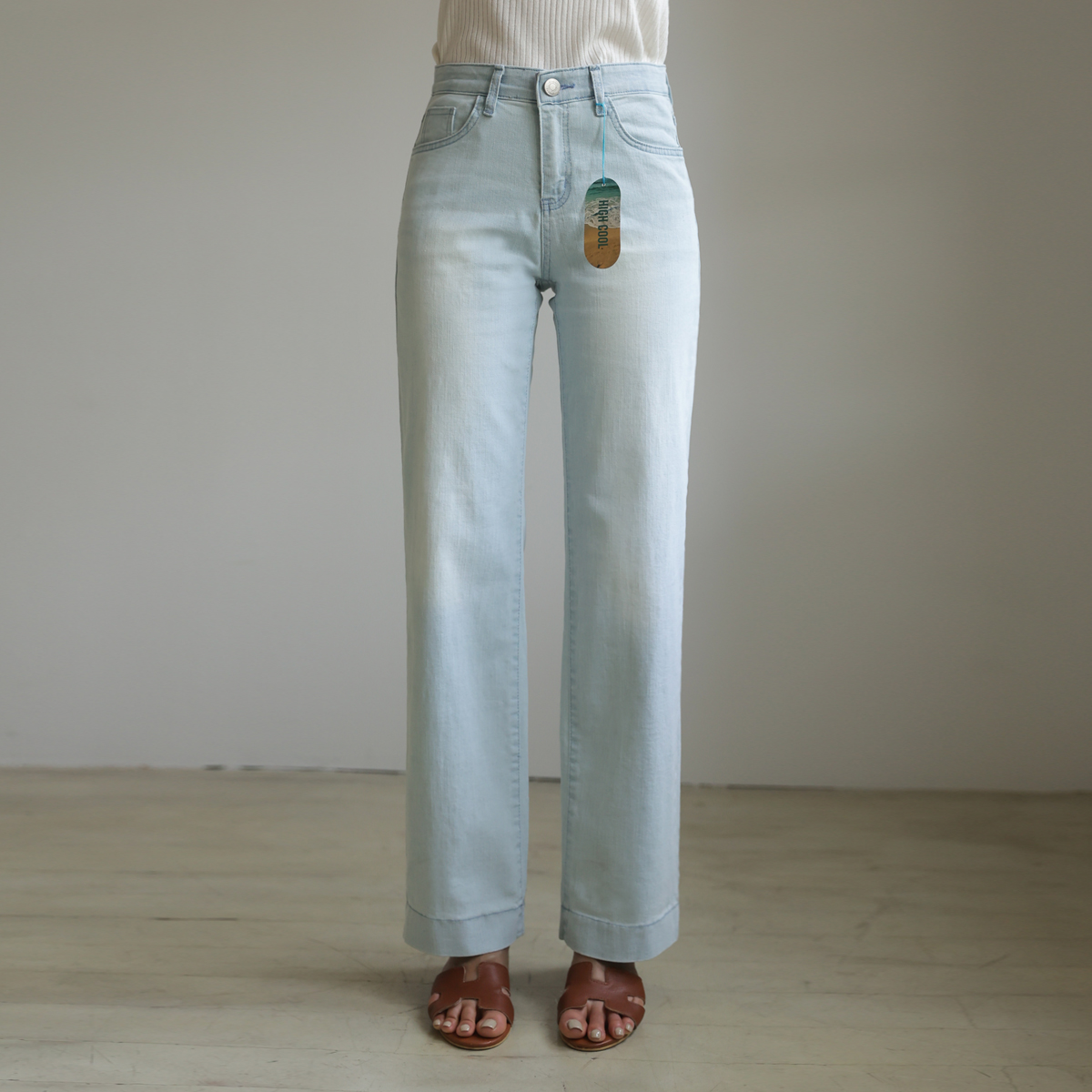 Air High Cool Straight Denim Pants