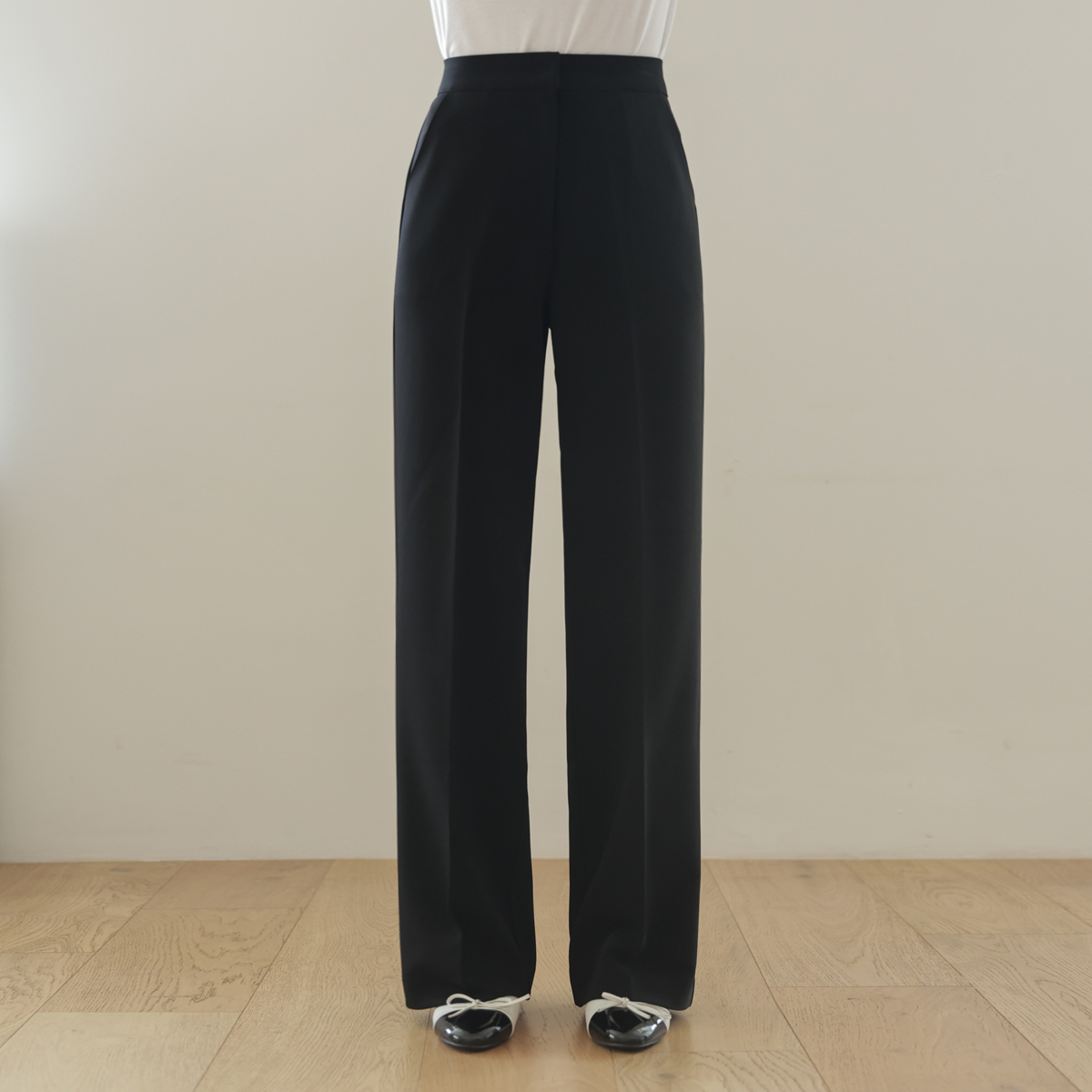 <font color="#810100"><b>[Made]</b></font> Soft wide slacks for everyday wear