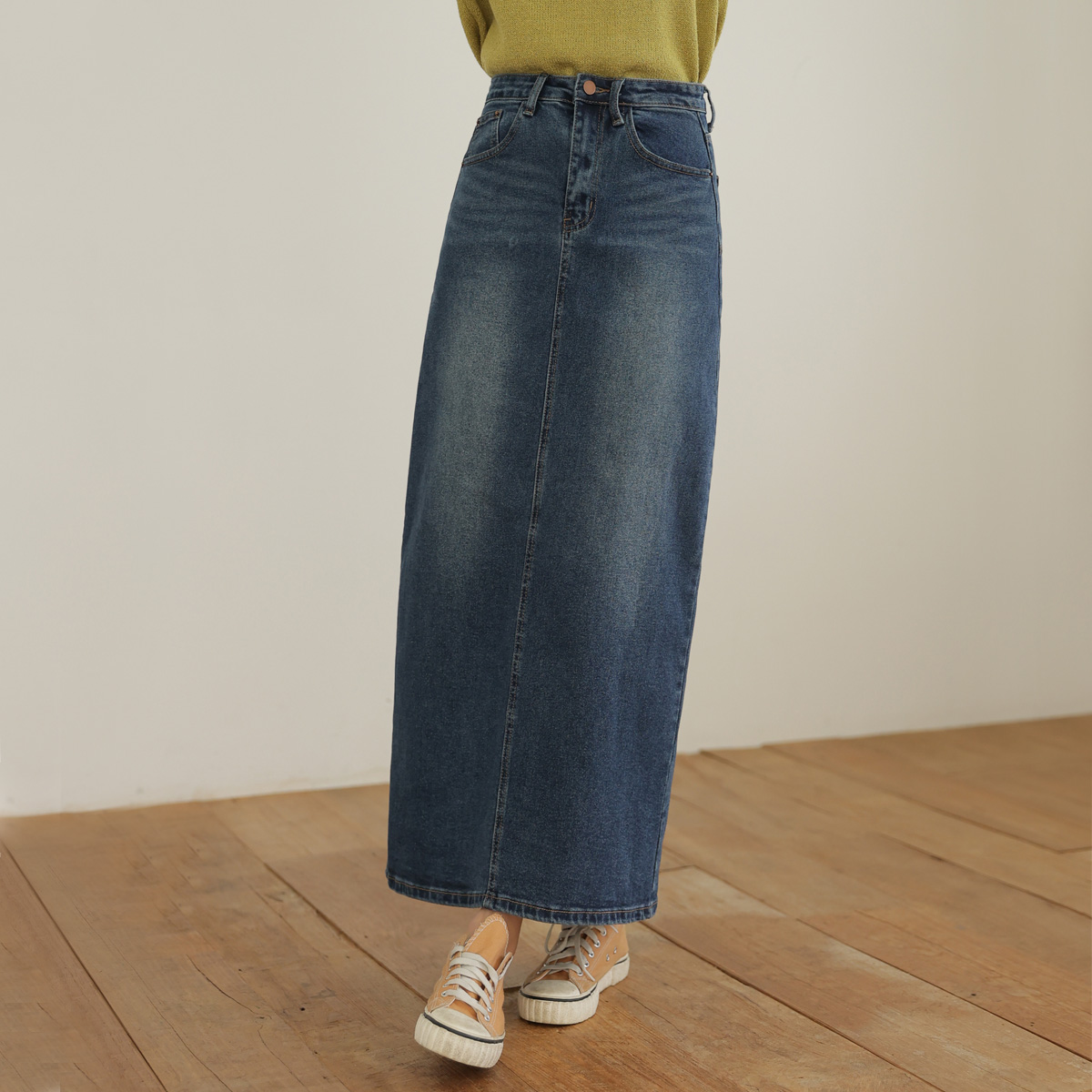 Chewy Hline maxi denim skirt