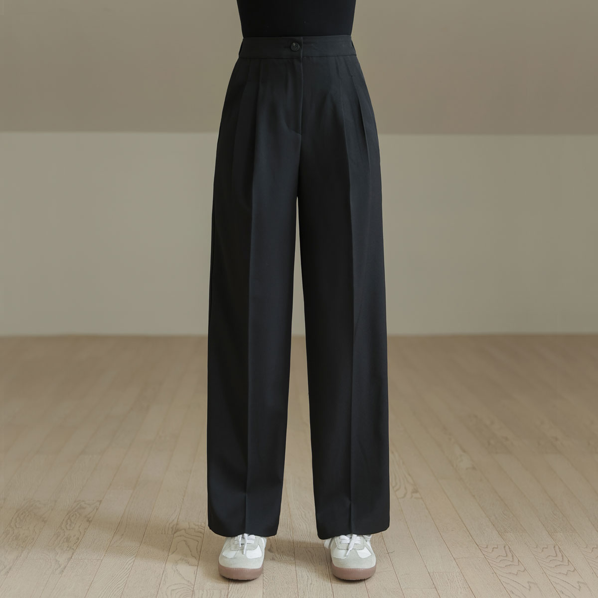 Double pin tuck back band wide slacks