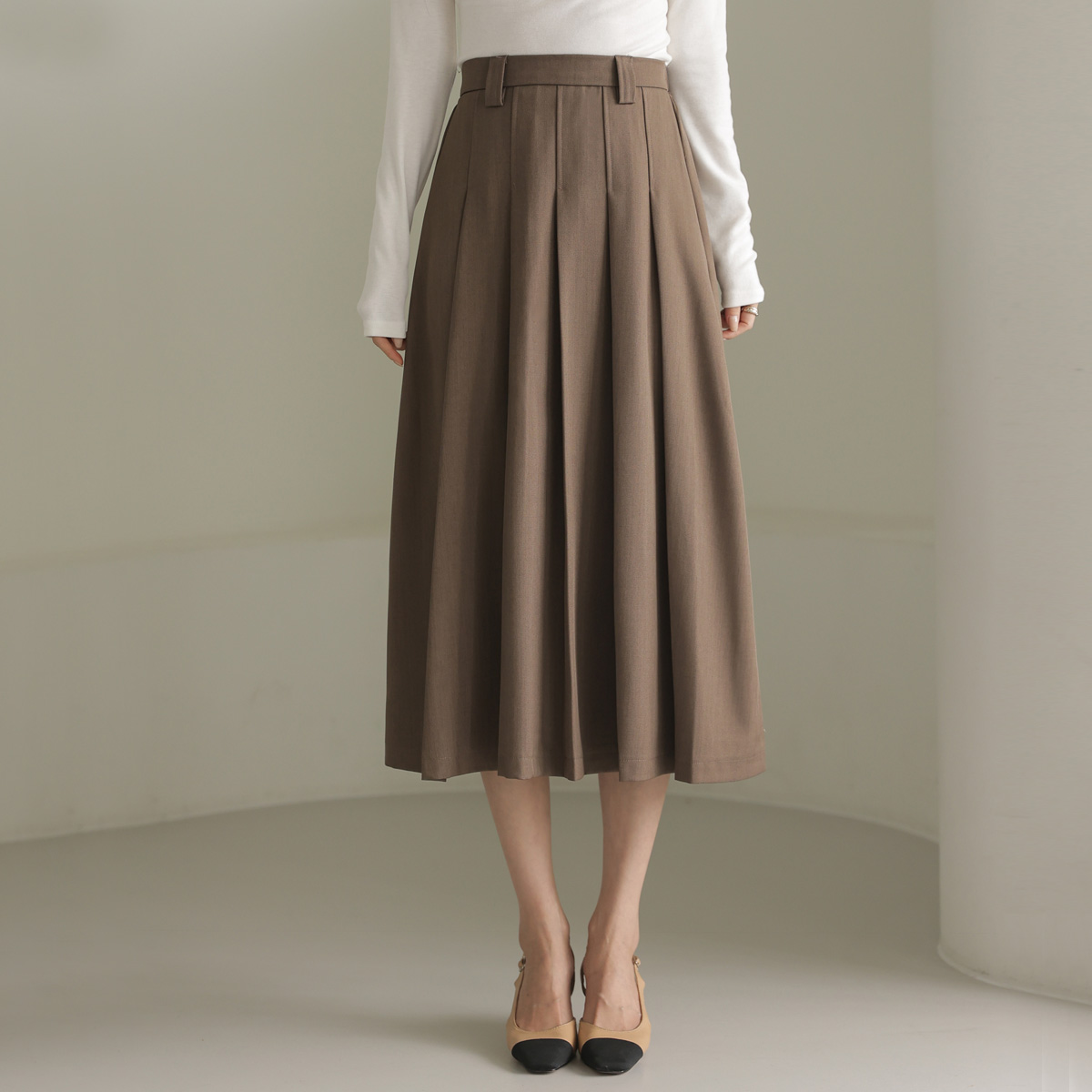 2TYPE pin tuck flare skirt