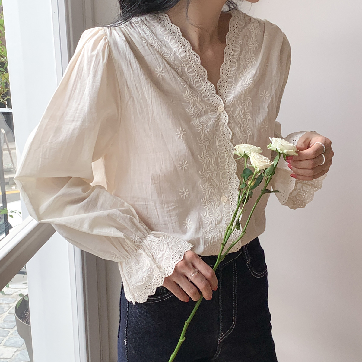 Rosie punching embroidery blouse