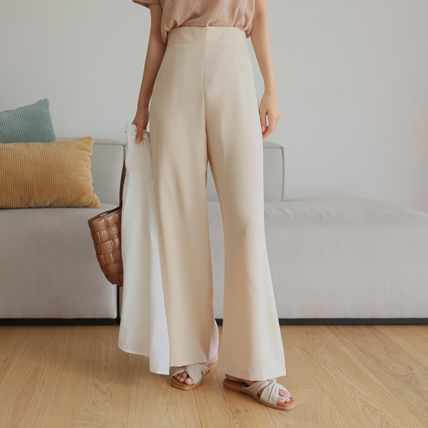 Cloud Chalang Back Banding Wide Pants