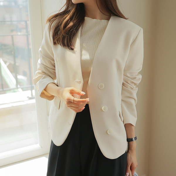 <font color="bb4b57"><b>Limited quantity SALE</b></font><br> Sand No Collar Jacket