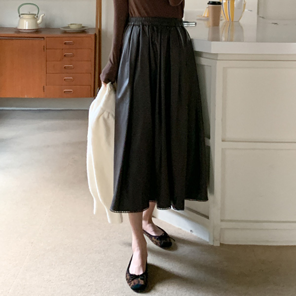 Miuchi pin tuck leather skirt