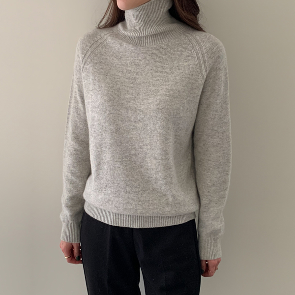 Lac Fox Merino Wool Holga High Neck Knit