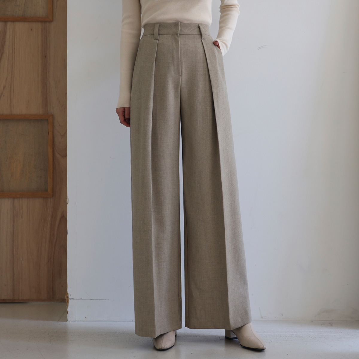 Hepburn Pin Tuck Wide Slacks (SM)