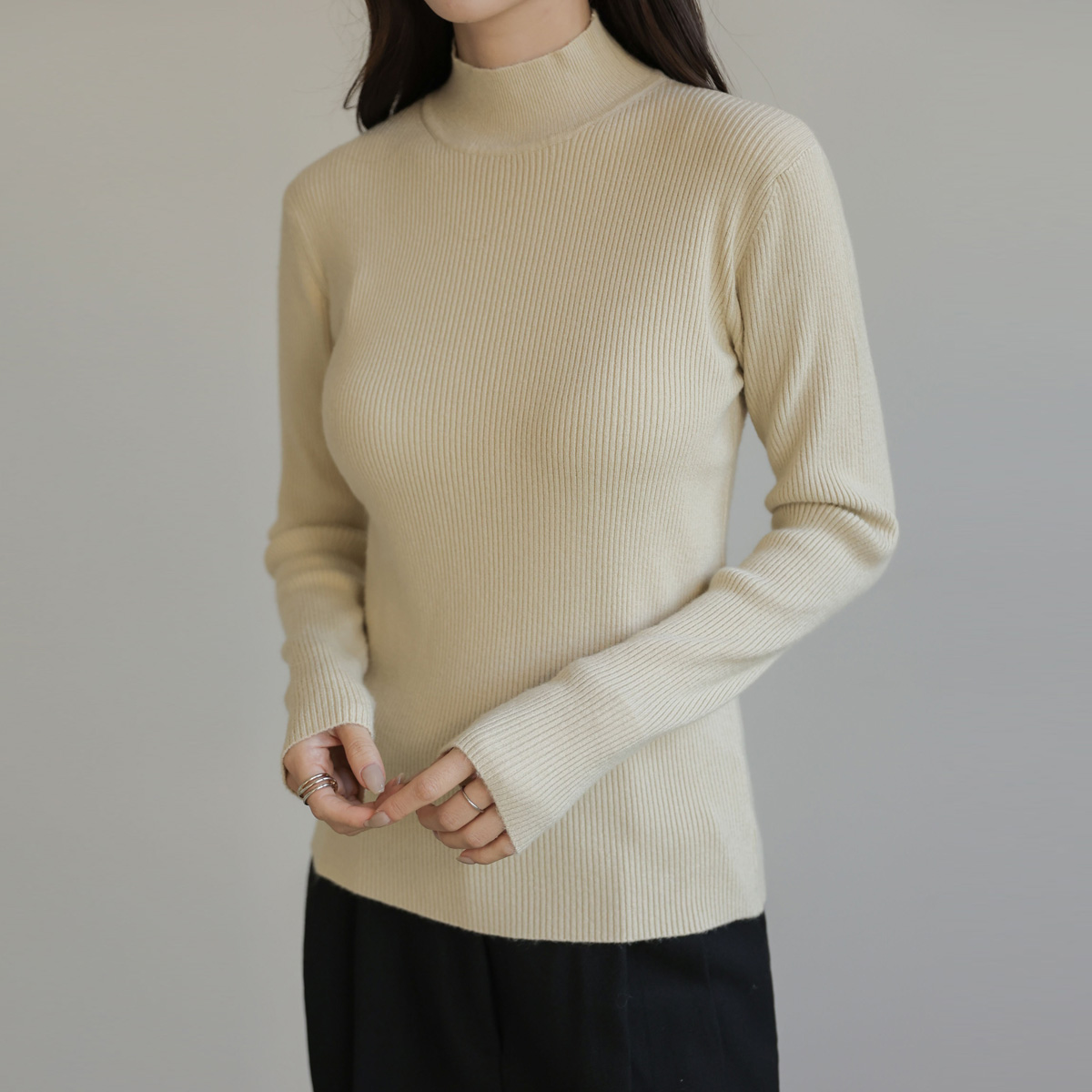 milk viscose half-moon rib knit (viscose 52%)