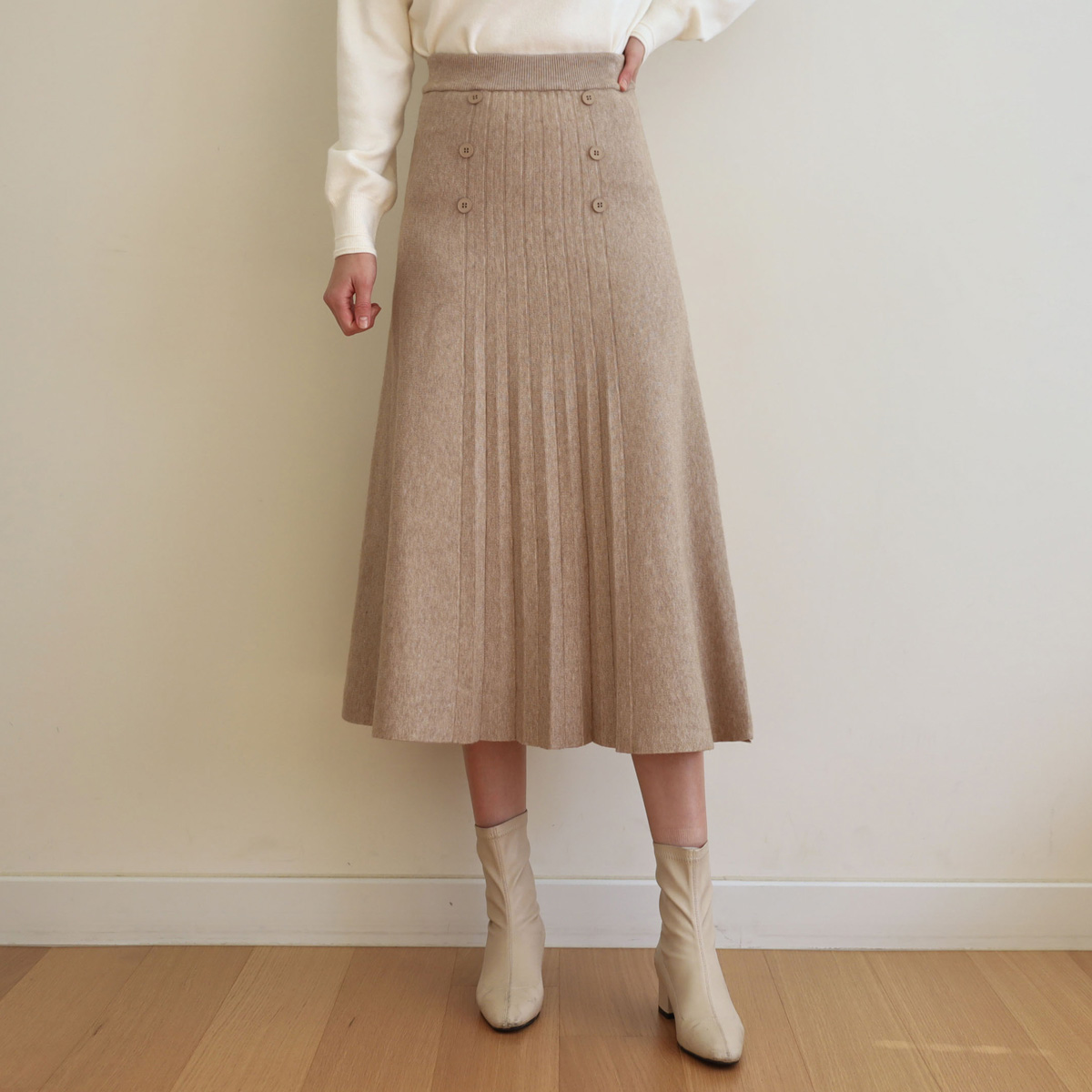 Button pleated flare knit skirt (Wool30)