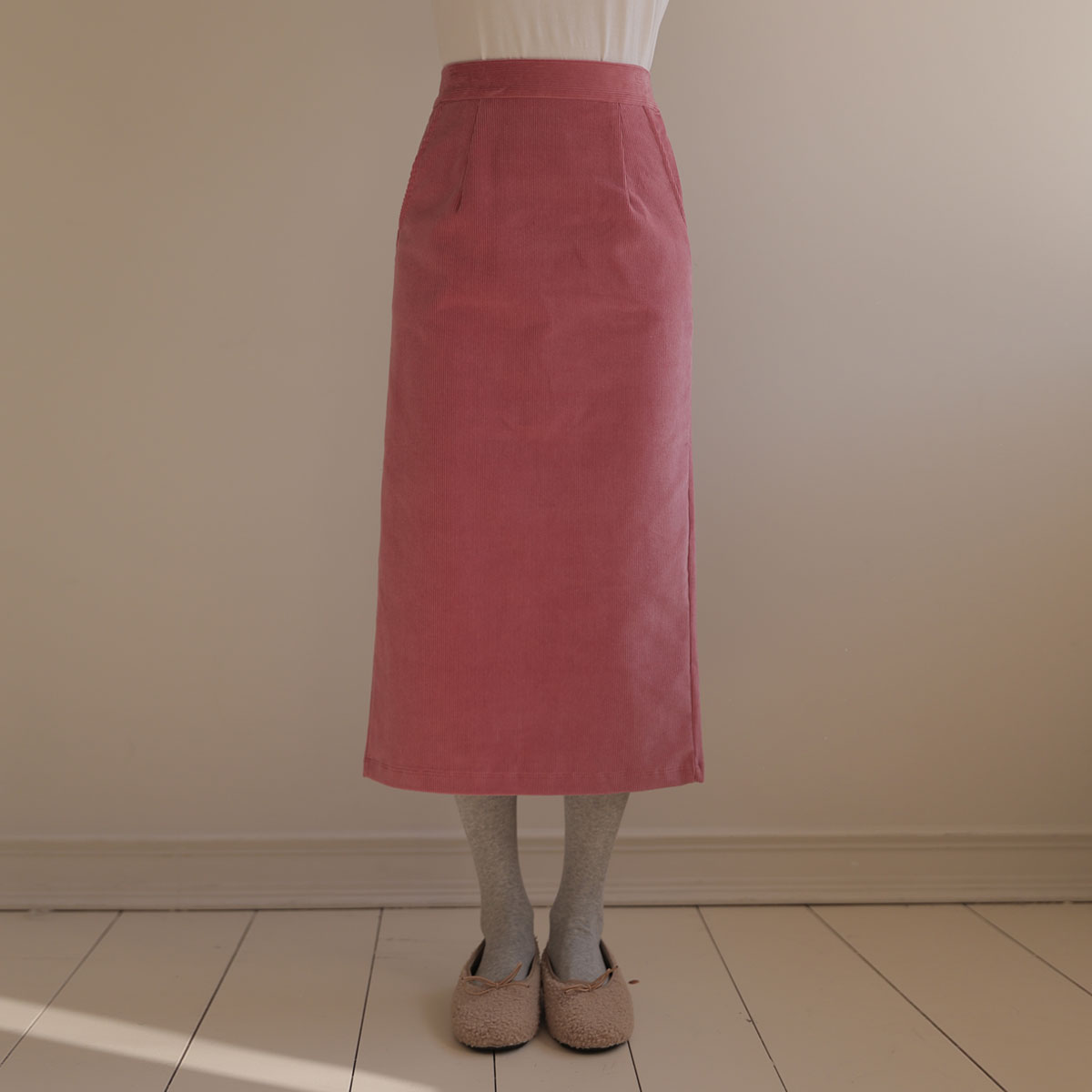 Cozy corduroy skirt