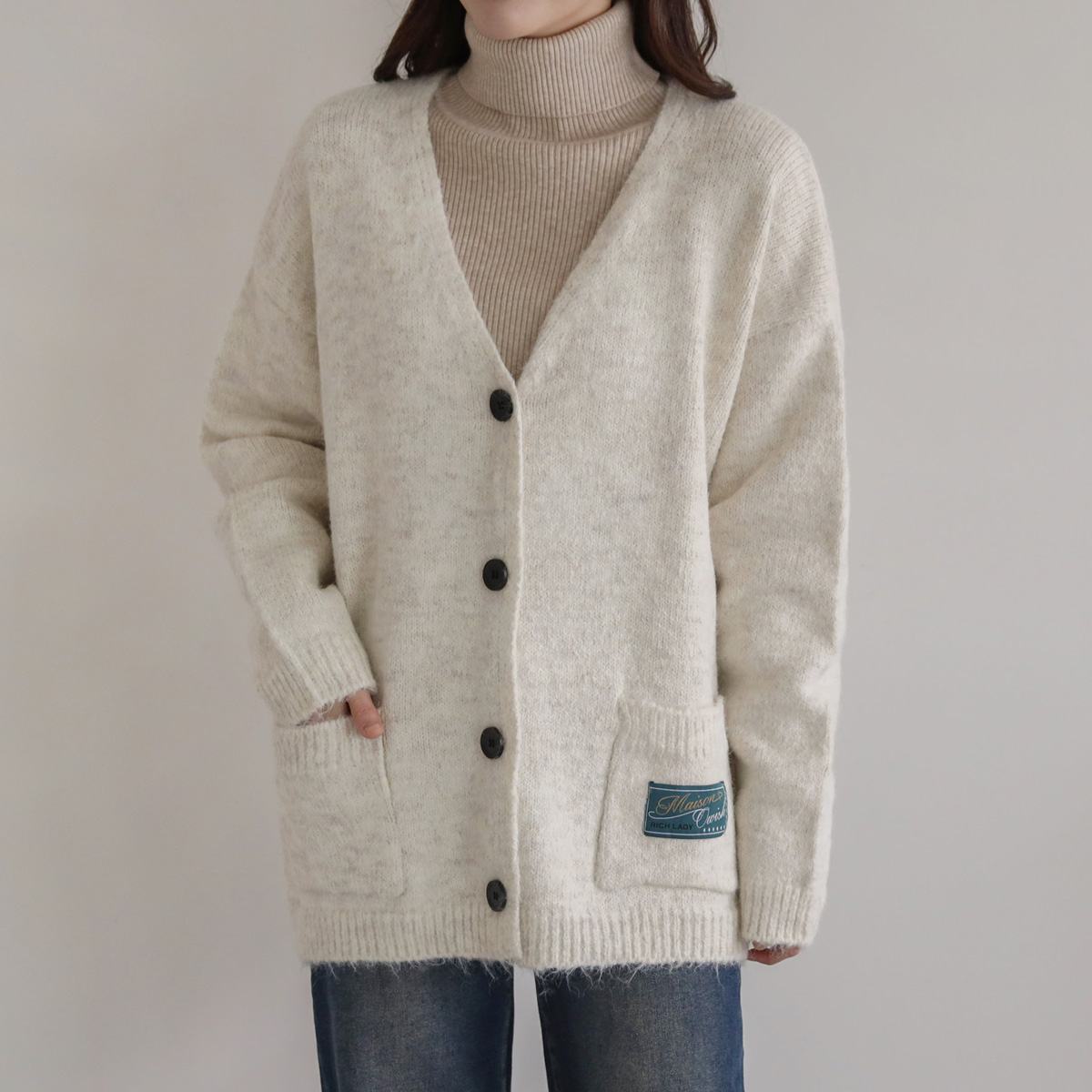 Patch line pocket boxy cardigan