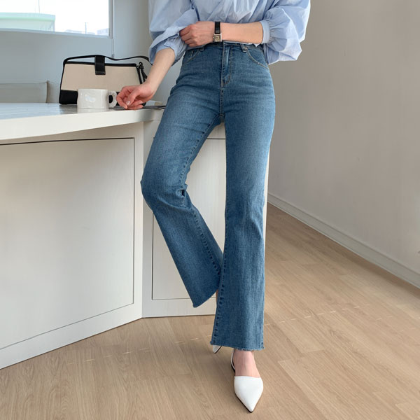 Breastfeeding Slim Long Boot cut denim pants (SL)