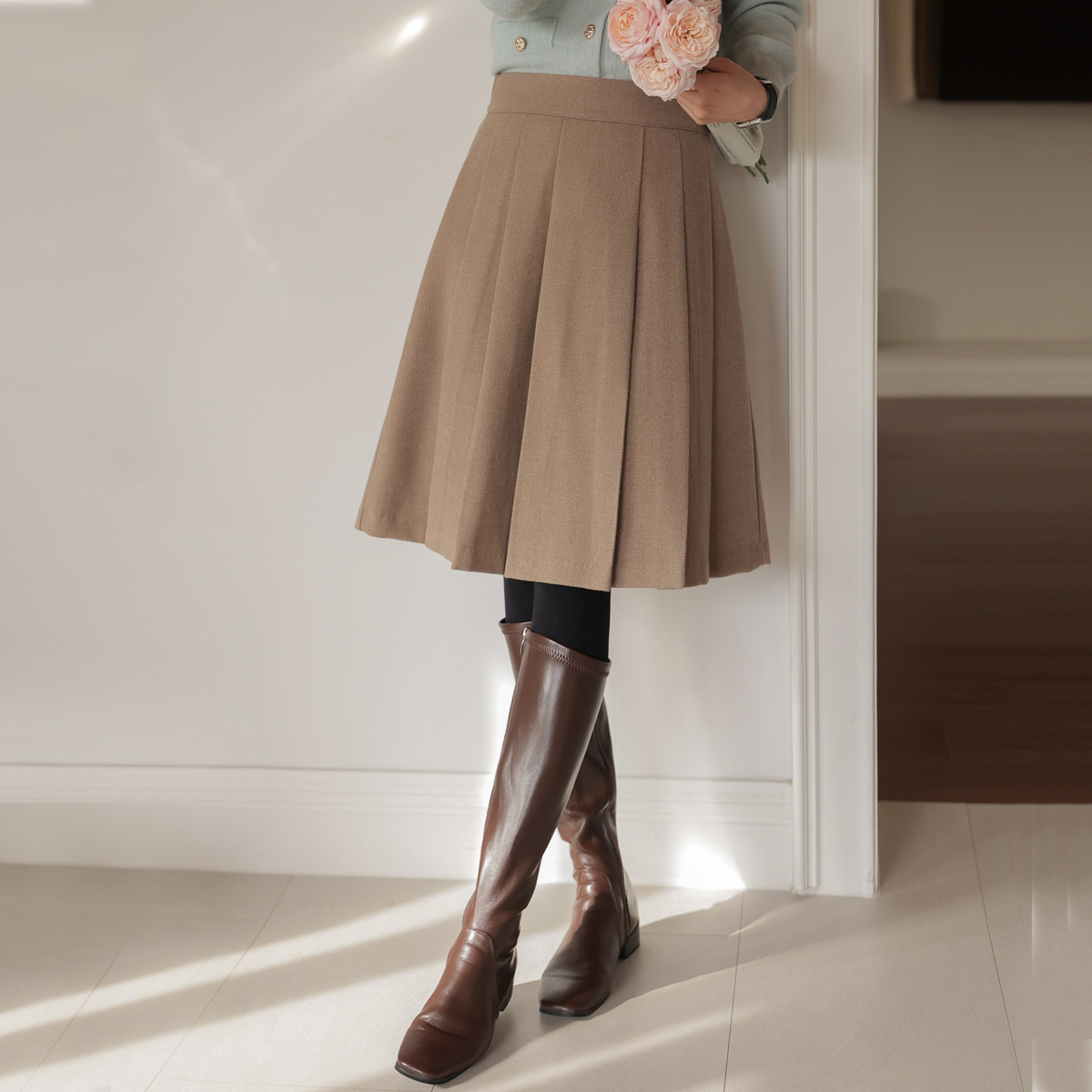 Wool pleated midi skirt