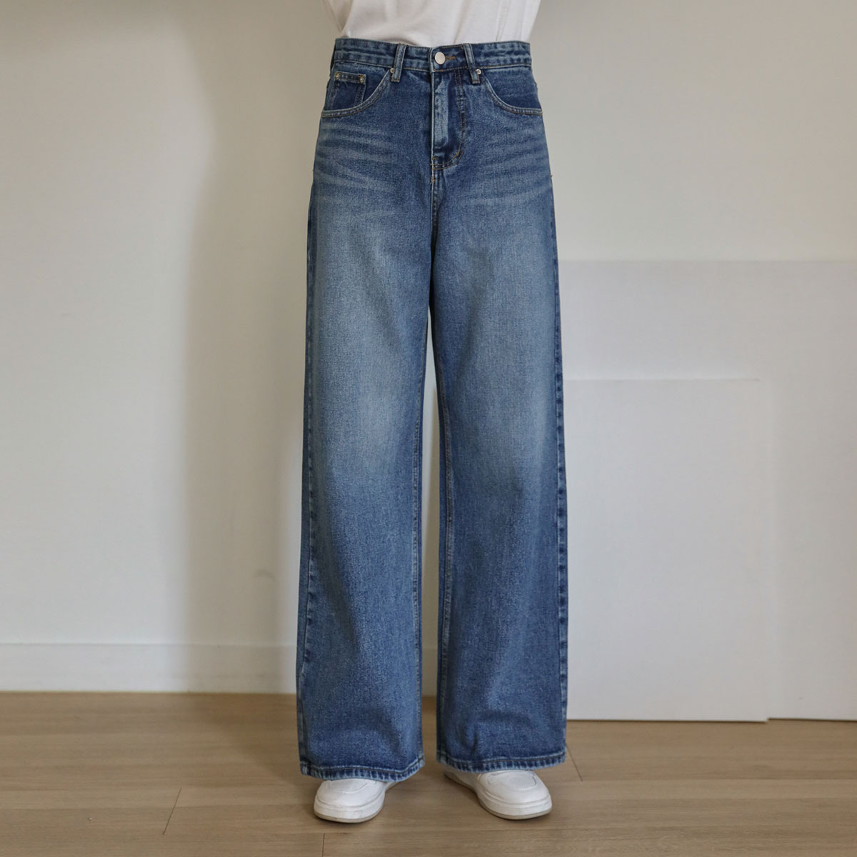 Bluewashing wide denim pants (SL)